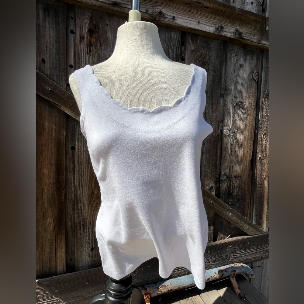 J. Crew Gray Knit Scalloped Trim Tank Size Small Sleeveless